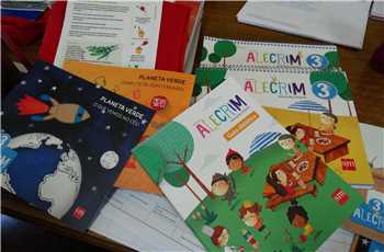Ubá disponibiliza material didático para alunos da Educação Infantil